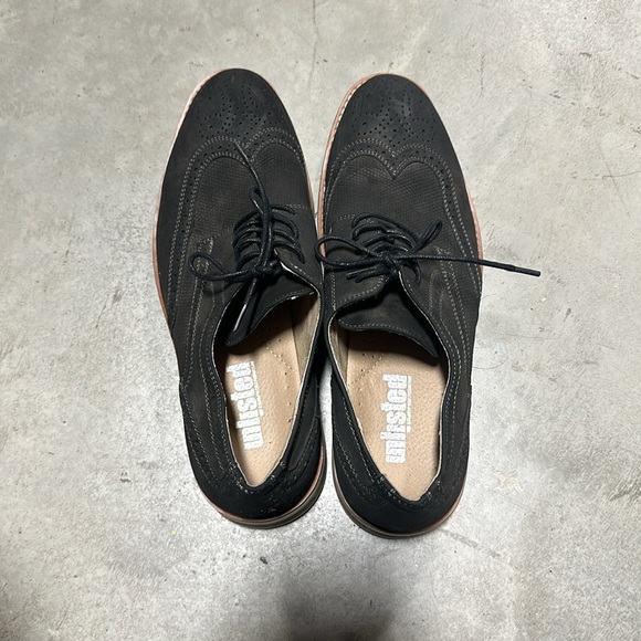 Unlisted Jimmie Lace Up Wing Tip shoe / size 8 / Box 25-3 - Picture 2 of 8